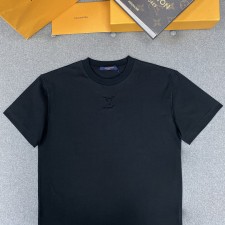 [터보공장] 루이비통 티셔츠 LV 엠보스드 2Color