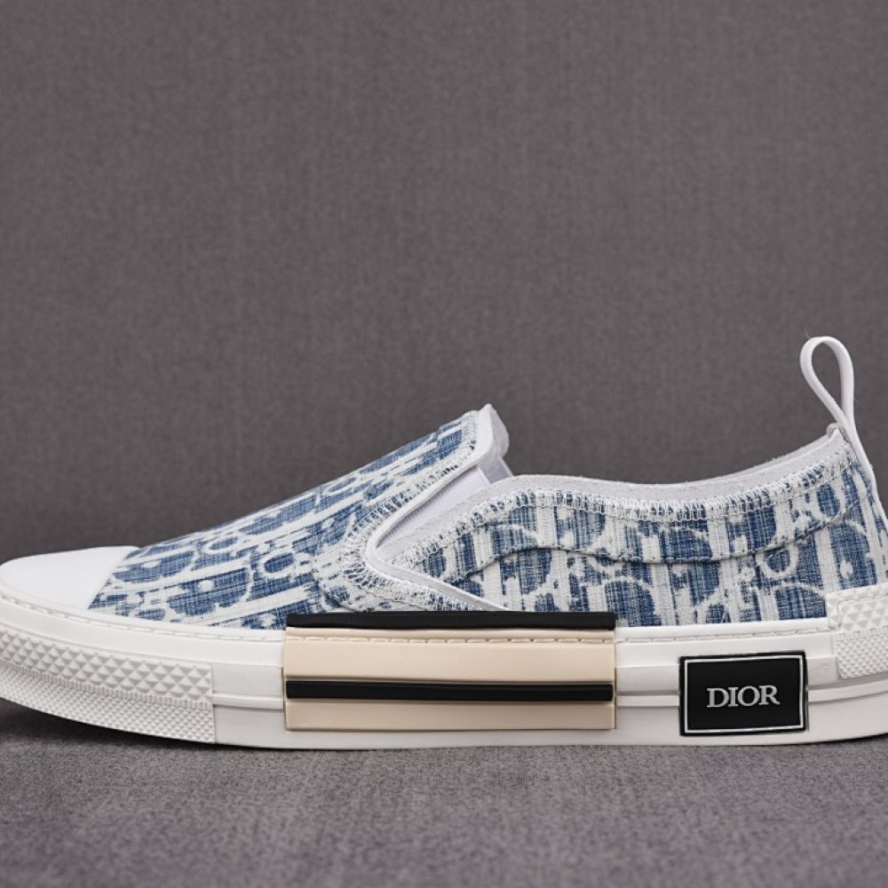 65SU7JisB237Iqs66a97Jio7LqU67KE7Iqk67iU66Oo7ZmU7J207Yq47