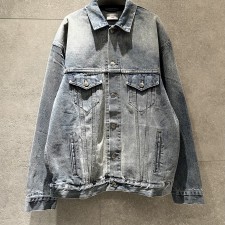 [계단] 발렌시아가 데님 자켓 스프레이 페인트 로고