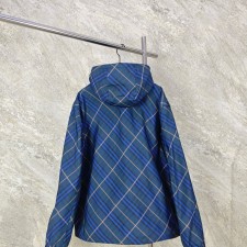 [GTR] 버버리 바람막이 자켓 체크 패턴 EKD 디테일