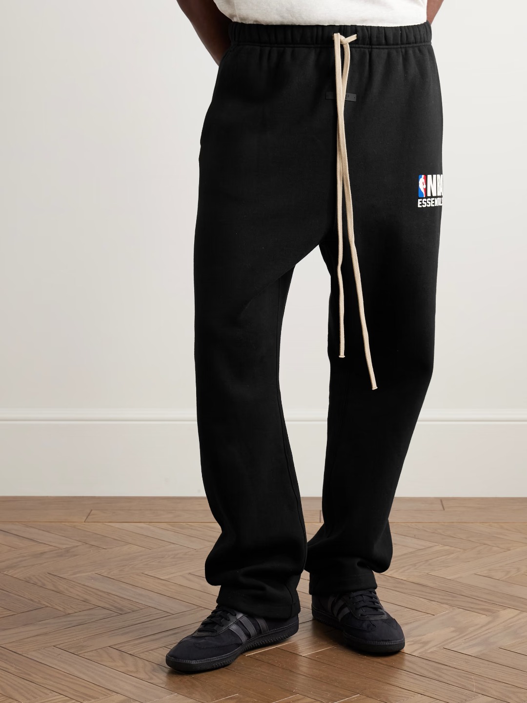 [세나] 피어오브갓 에센셜 x NBA 스웻팬츠 릴렉스 핏 2Color